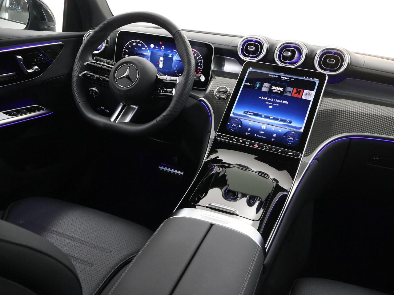 Mercedes-Benz GLC-KLASSE 300e 4MATIC Sport Edition | AMG line | Night | Panoramadak | Sfeerverlichting | Digital light | 360 camera | Stoelverwarming |