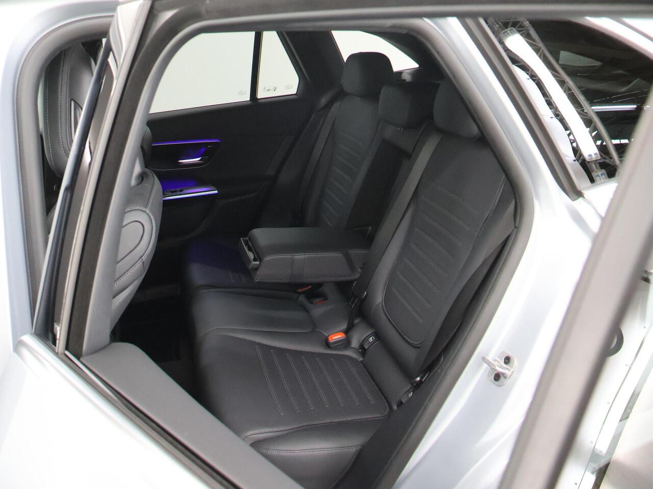 Mercedes-Benz GLC-KLASSE 300e 4MATIC AMG Line | Digital light | 20 inch | 360-camera | Trekhaak |