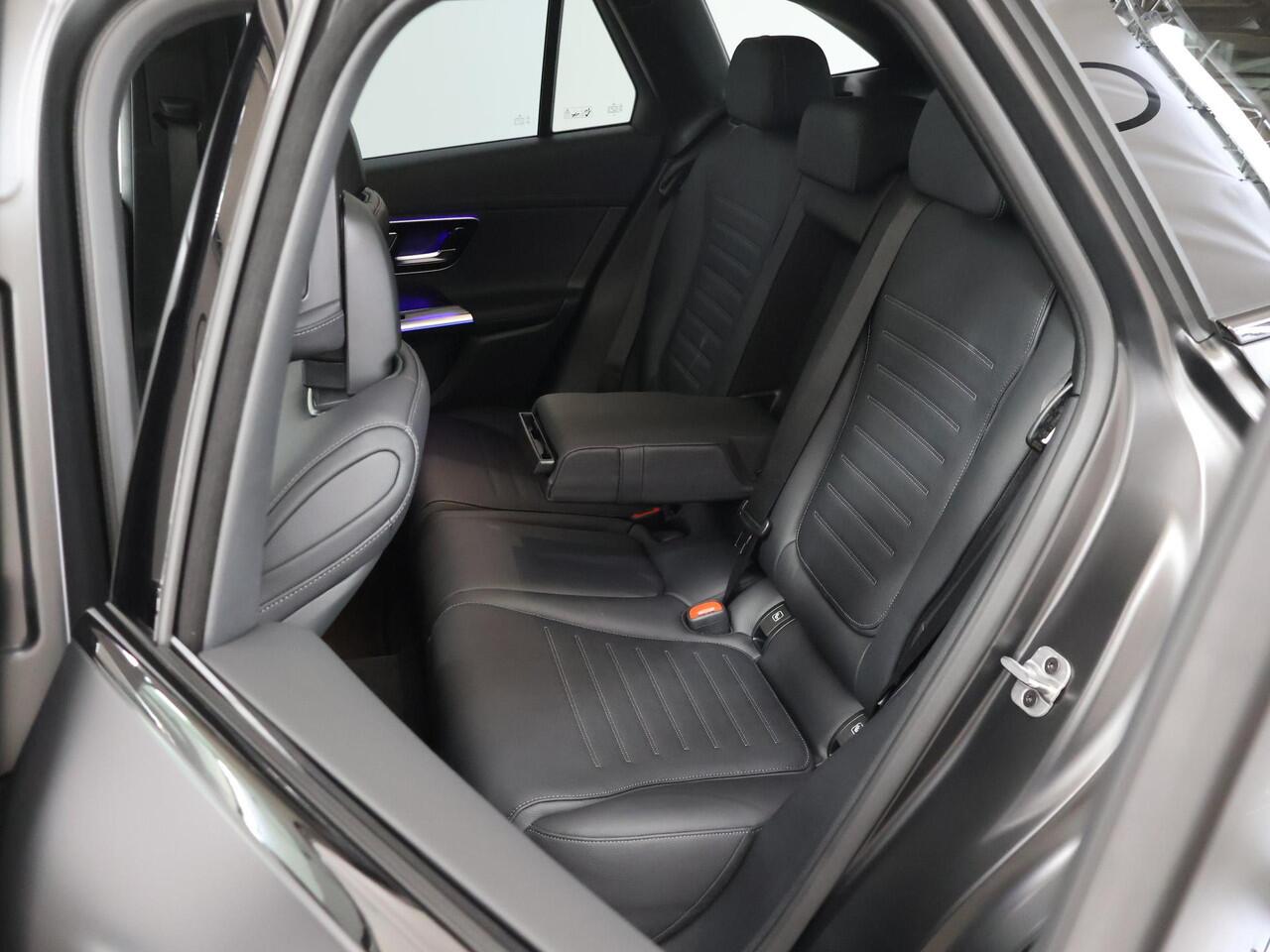 Mercedes-Benz GLC-KLASSE 400e 4MATIC Sport Edition | Panoramaschuifdak | Premium Plus | Night | Magno kleur Mat | Trekhaak |