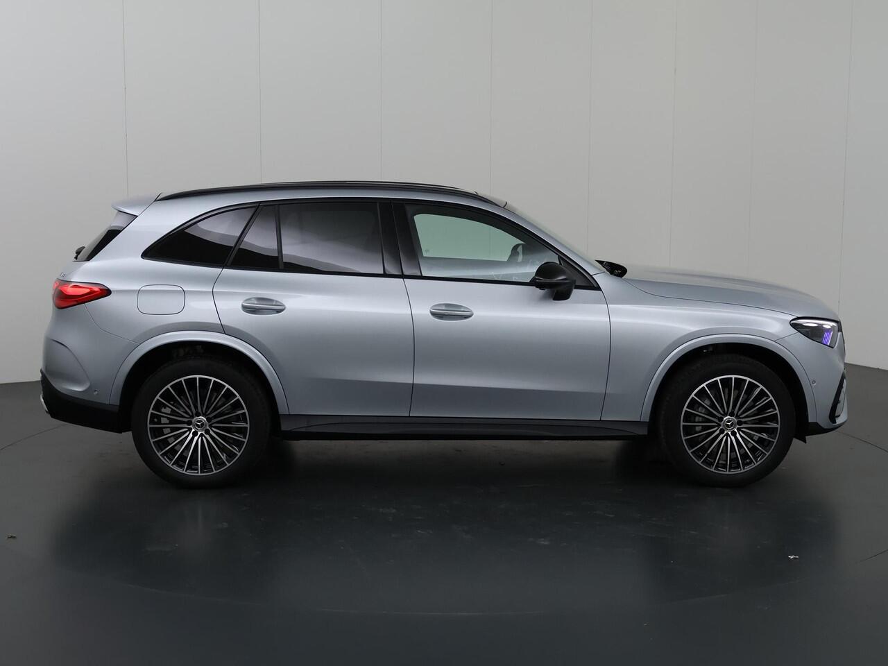 Mercedes-Benz GLC-KLASSE 300e 4MATIC Sport Edition | Panoramadak | Trekhaak | Burmester || Head up display | Rijassistentie pakket |