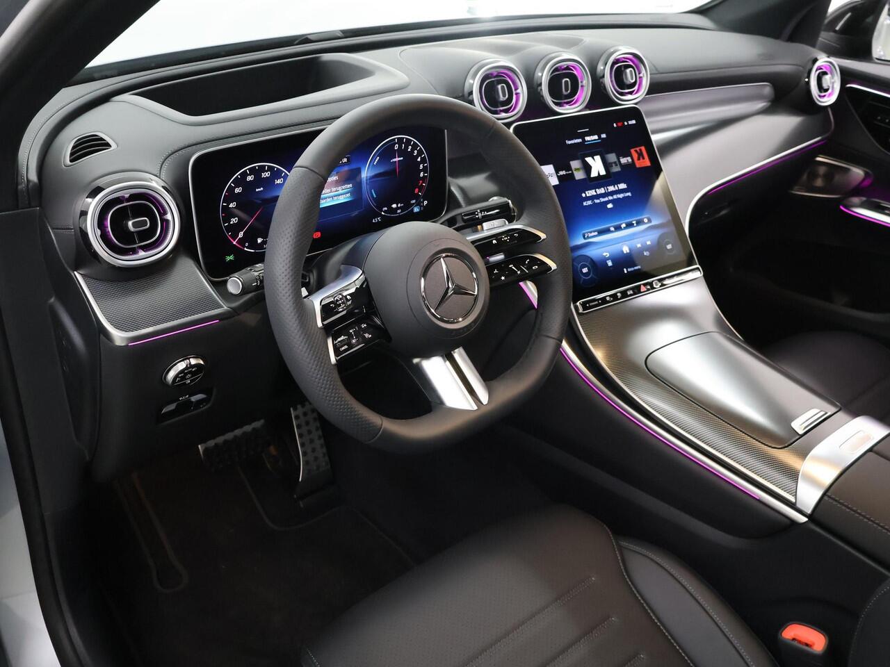 Mercedes-Benz GLC-KLASSE 300e 4MATIC Sport Edition | Panoramadak | Trekhaak | Burmester || Head up display | Rijassistentie pakket |