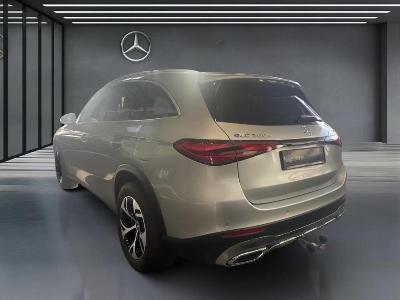 Mercedes-Benz GLC-KLASSE 300e 4MATIC Business Line