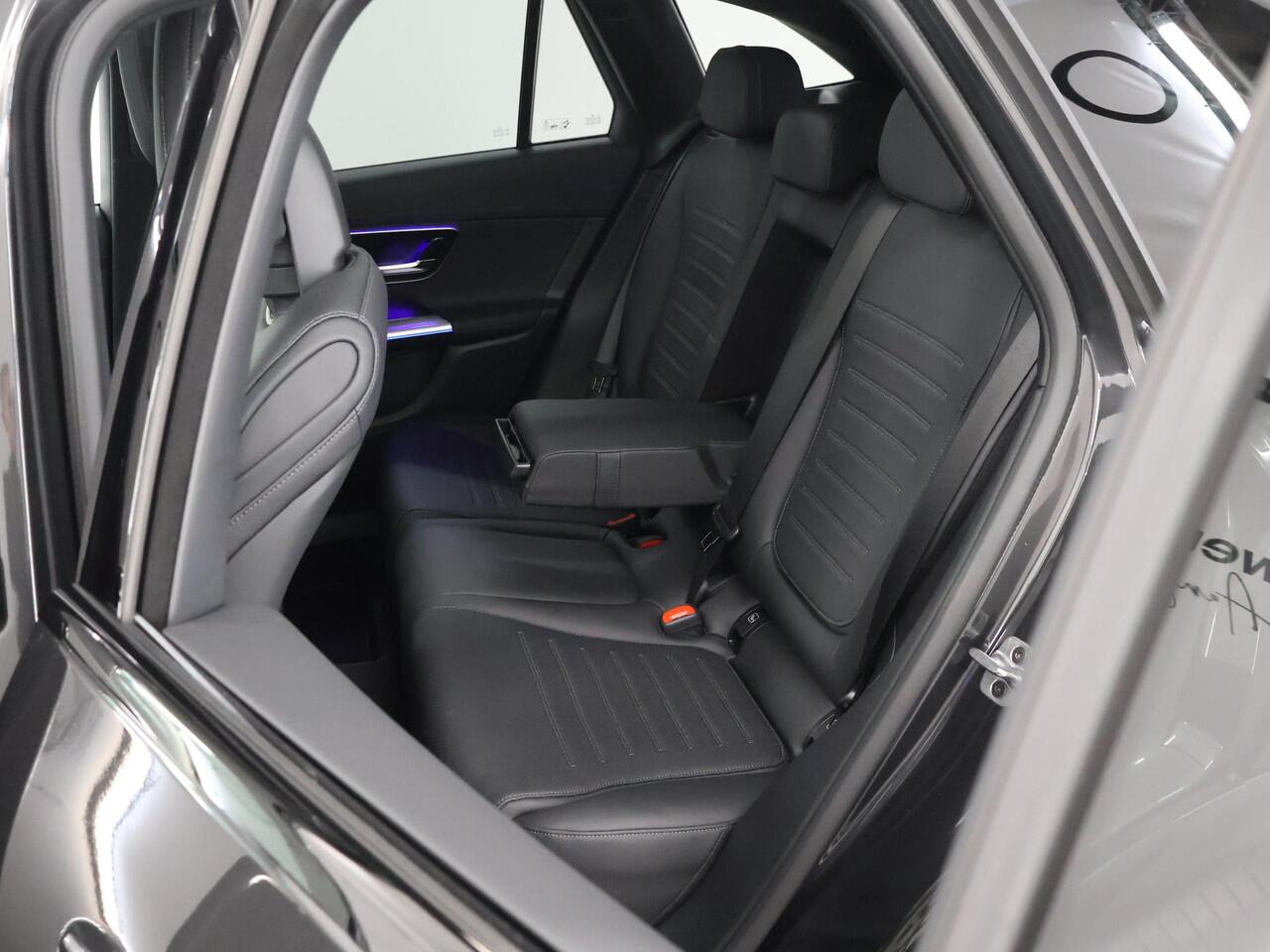 Mercedes-Benz GLC-KLASSE 400e 4MATIC Sport Edition | Night | Panoramaschuifdak | Premium pakket | Trekhaak | Digital light | 360 camera |