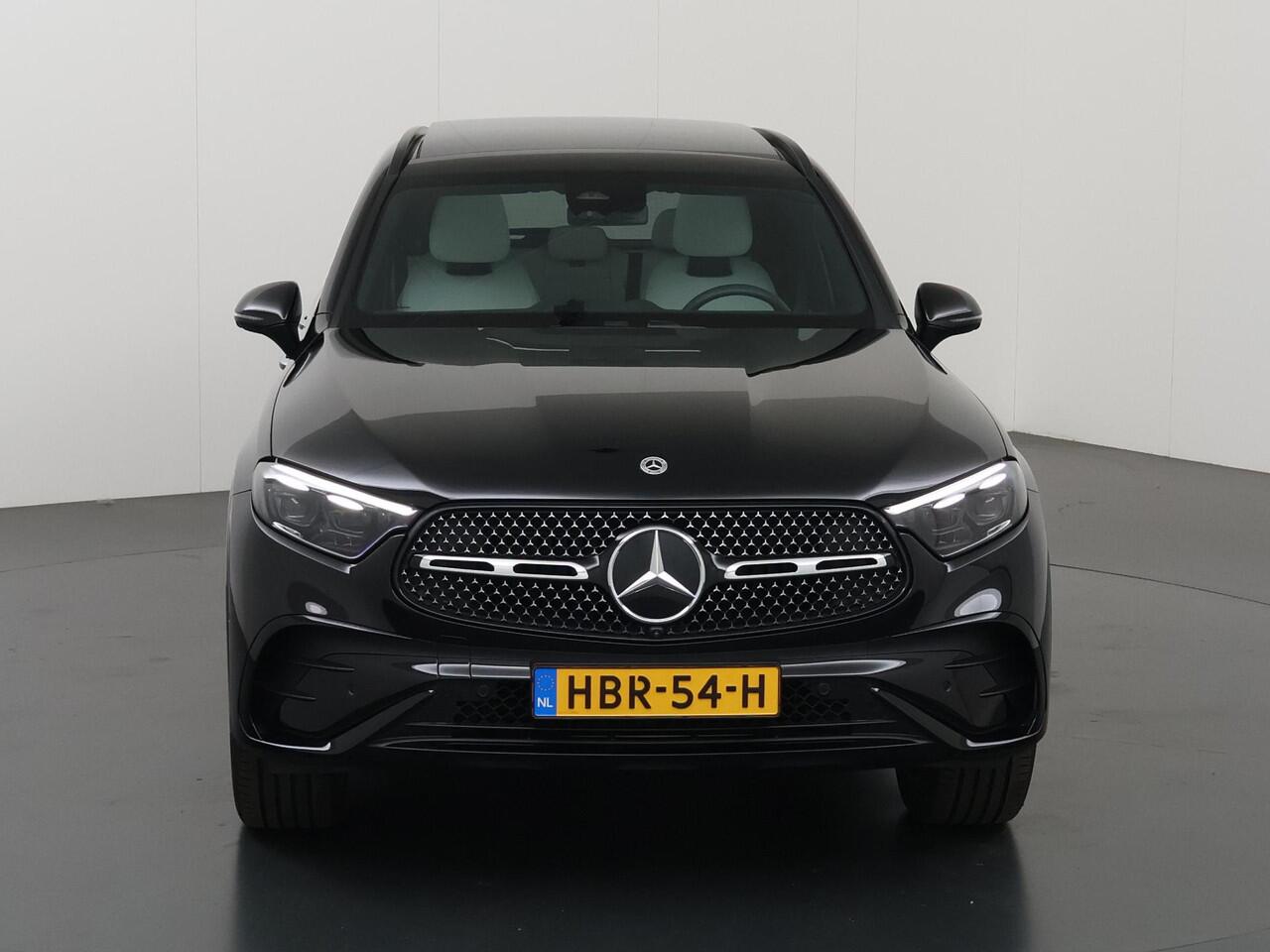 Mercedes-Benz GLC-KLASSE 300e 4MATIC Business Line | AMG | Night | Panoramadak | Memory | 20" lichtmetalen velgen |