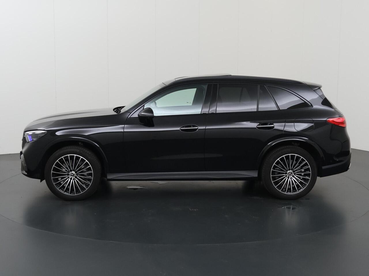Mercedes-Benz GLC-KLASSE 300e 4MATIC Business Line | AMG | Night | Panoramadak | Memory | 20" lichtmetalen velgen |