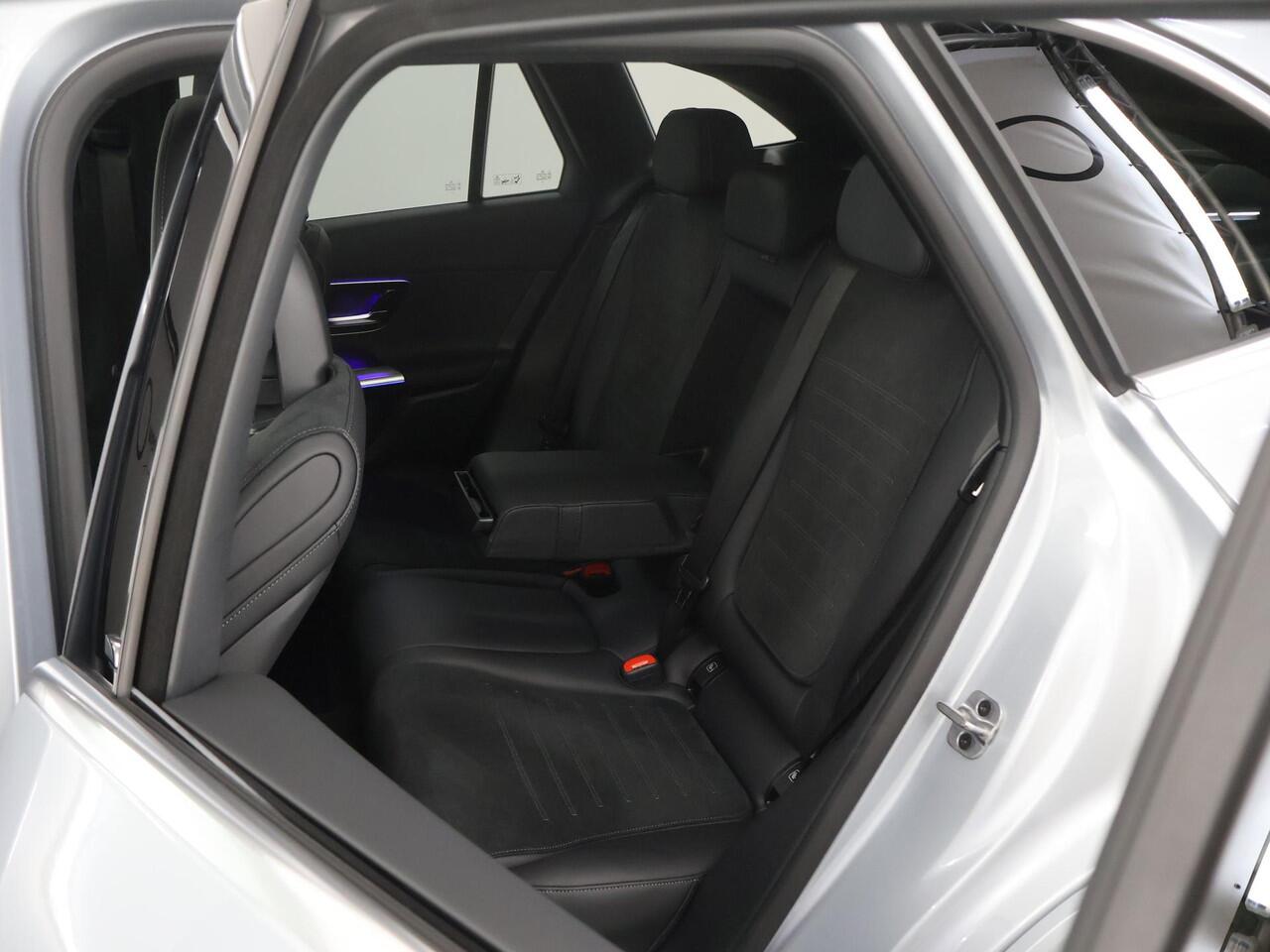 Mercedes-Benz GLC-KLASSE 400e 4MATIC Sport Edition | Panoramaschuifdak | Premium pakket | Trekhaak | DIGITAL LIGHT