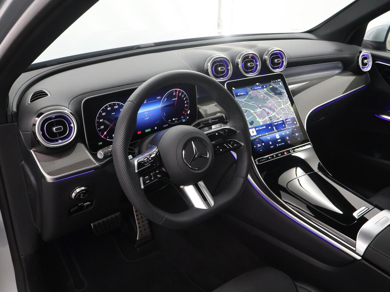 Mercedes-Benz GLC-KLASSE 400e 4MATIC Sport Edition | Panoramaschuifdak | Premium pakket | Trekhaak | DIGITAL LIGHT