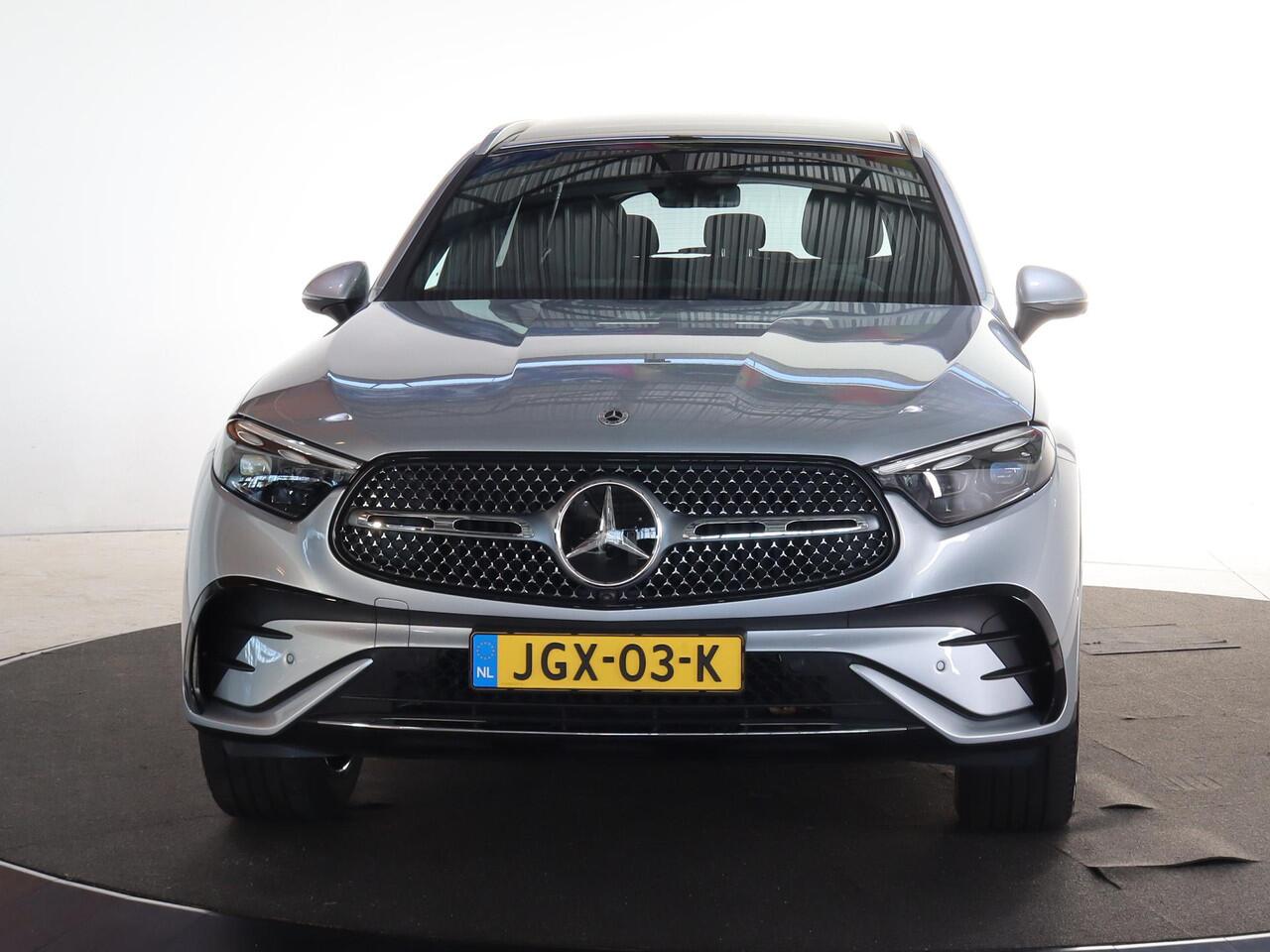 Mercedes-Benz GLC-KLASSE 400e 4MATIC Sport Edition | Panoramaschuifdak | Premium Plus | Winter pakket | Rijassistentiepakket Plus | Trekhaak |