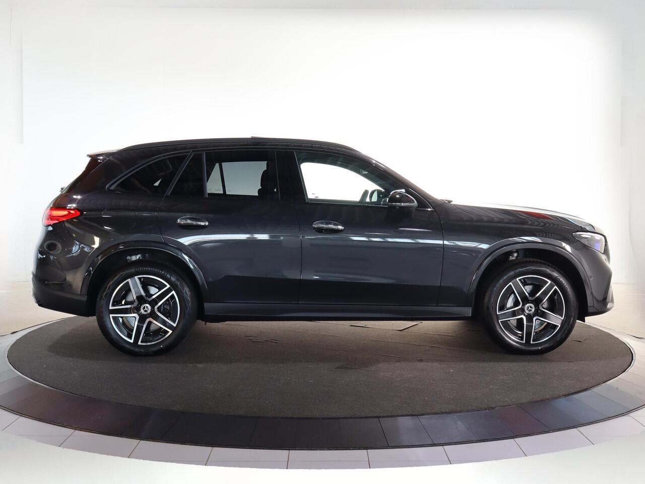 Mercedes-Benz GLC-KLASSE 400e 4MATIC Sport Edition | Panoramaschuifdak | Premium pakket | 20" AMG-velgen