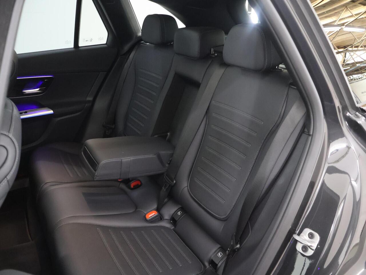 Mercedes-Benz GLC-KLASSE 400e 4MATIC Sport Edition | Panoramaschuifdak | Premium pakket | DIGITAL LIGHT | 20" AMG-velgen