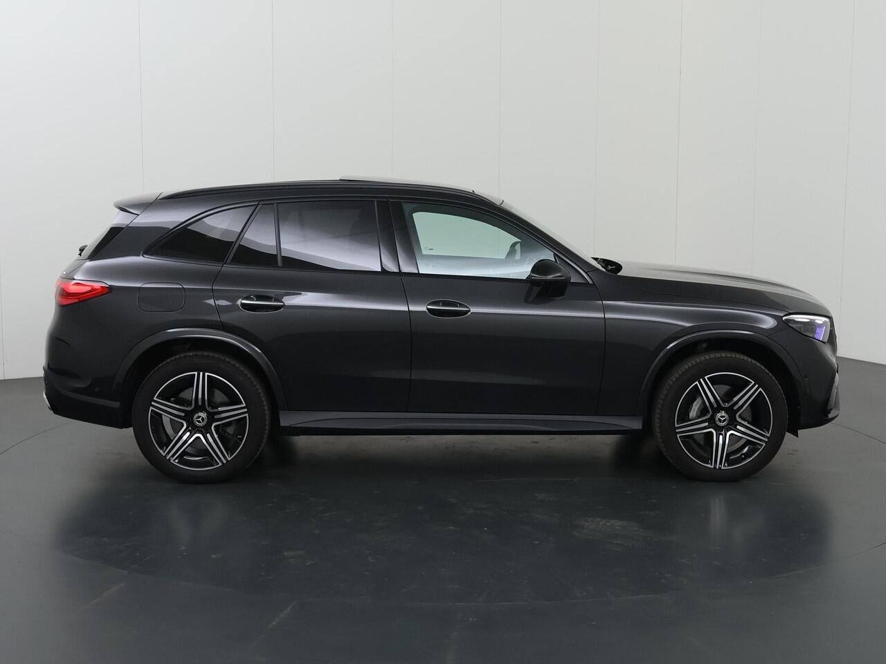 Mercedes-Benz GLC-KLASSE 400e 4MATIC Sport Edition | Panoramaschuifdak | Premium pakket | DIGITAL LIGHT | 20" AMG-velgen