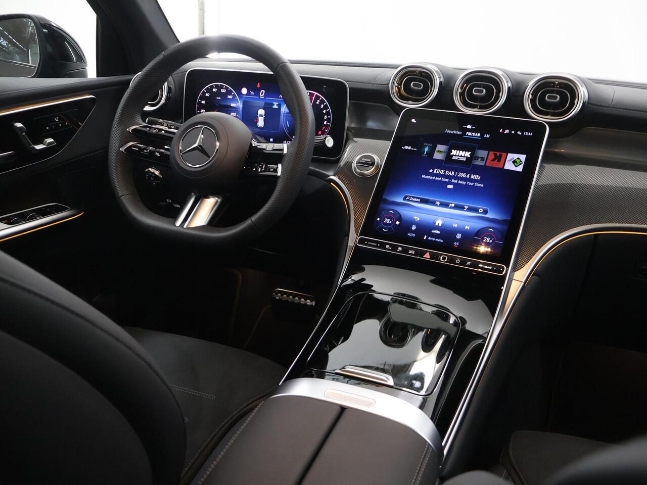 Mercedes-Benz GLC-KLASSE 400e 4MATIC Sport Edition | Panoramaschuifdak | Premium pakket | DIGITAL LIGHT | Night Pakket