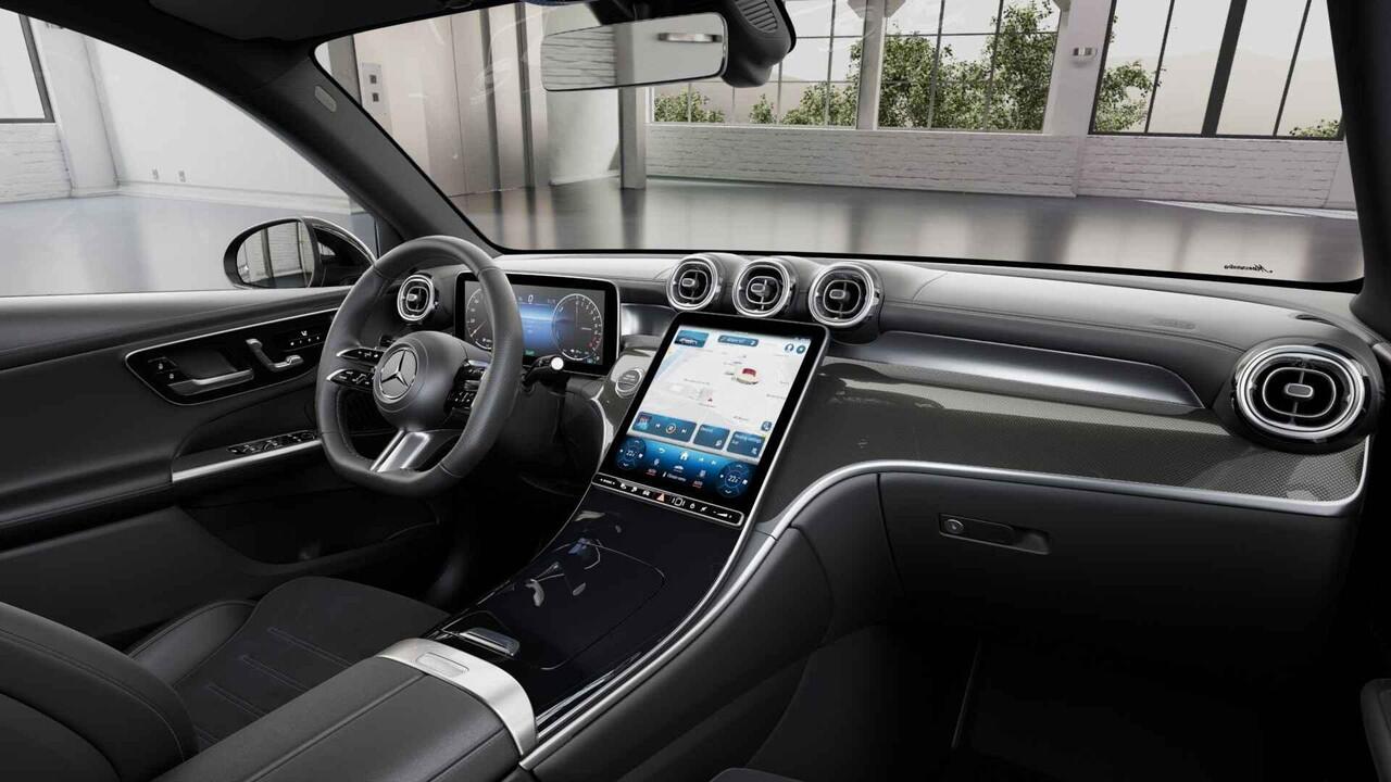 Mercedes-Benz GLC-KLASSE 300e 4MATIC Sport Edition | Panoramaschuifdak | Premium pakket | 360 Camera | Matrix LED koplampen |