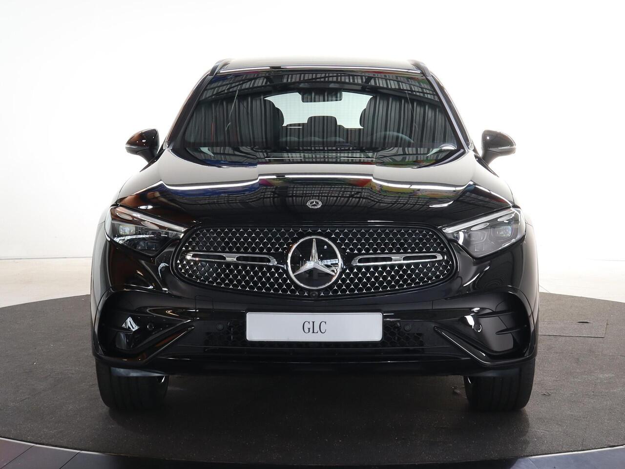 Mercedes-Benz GLC-KLASSE 300e 4MATIC Sport Edition | Panoramaschuifdak | Premium Plus | Rijassistentiepakket | Nappa Leder | Burmester | Head-up | 360°-camera |