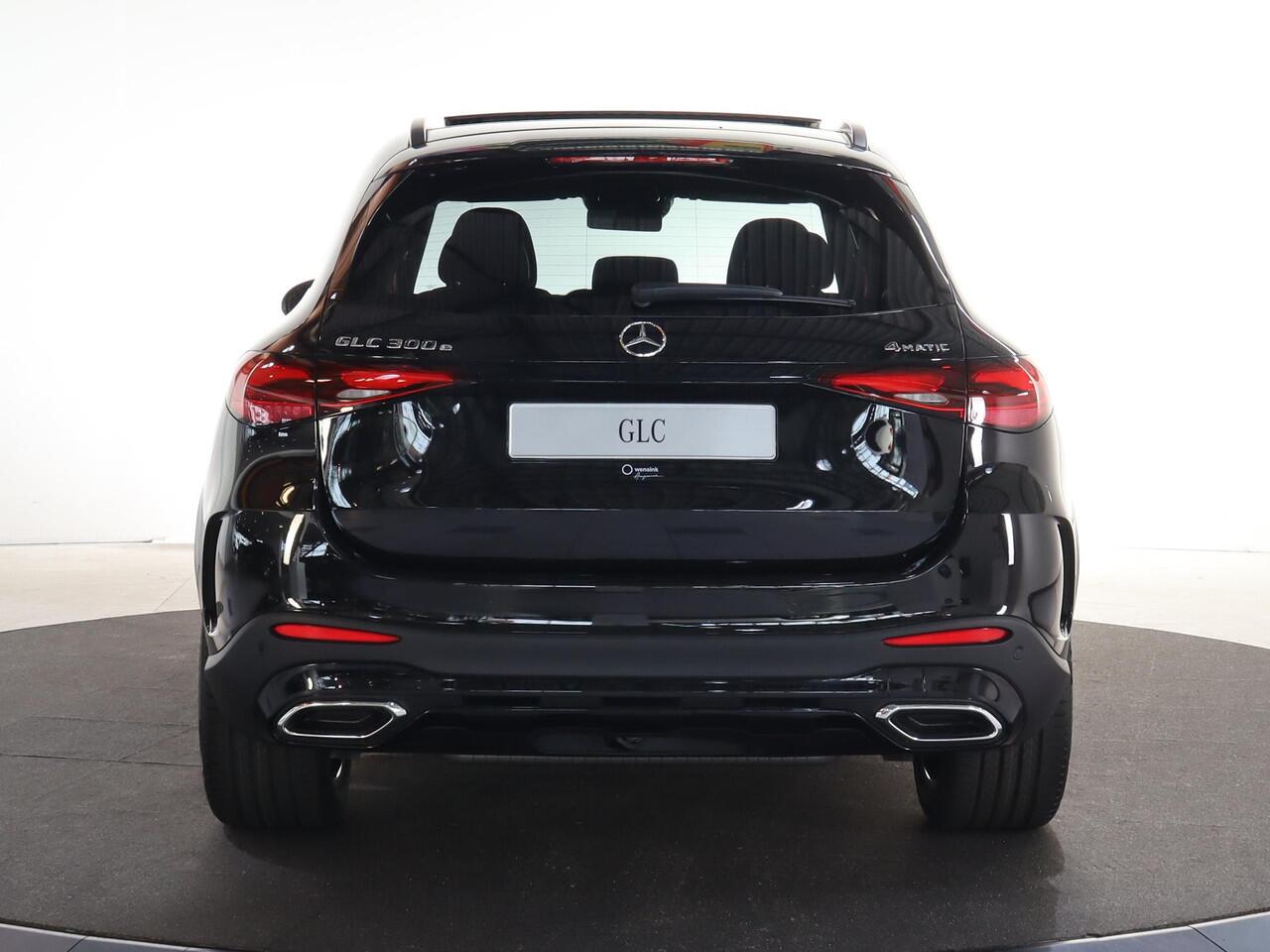 Mercedes-Benz GLC-KLASSE 300e 4MATIC Sport Edition | Panoramaschuifdak | Premium Plus | Rijassistentiepakket | Nappa Leder | Burmester | Head-up | 360°-camera |