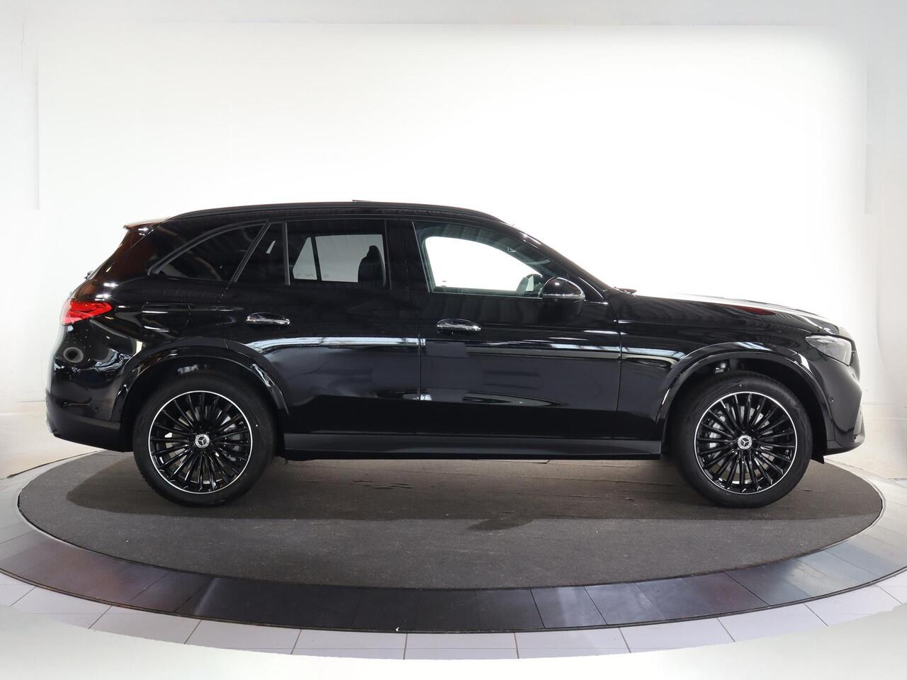Mercedes-Benz GLC-KLASSE 300e 4MATIC Sport Edition | Panoramaschuifdak | Premium Plus | Rijassistentiepakket | Nappa Leder | Burmester | Head-up | 360°-camera |