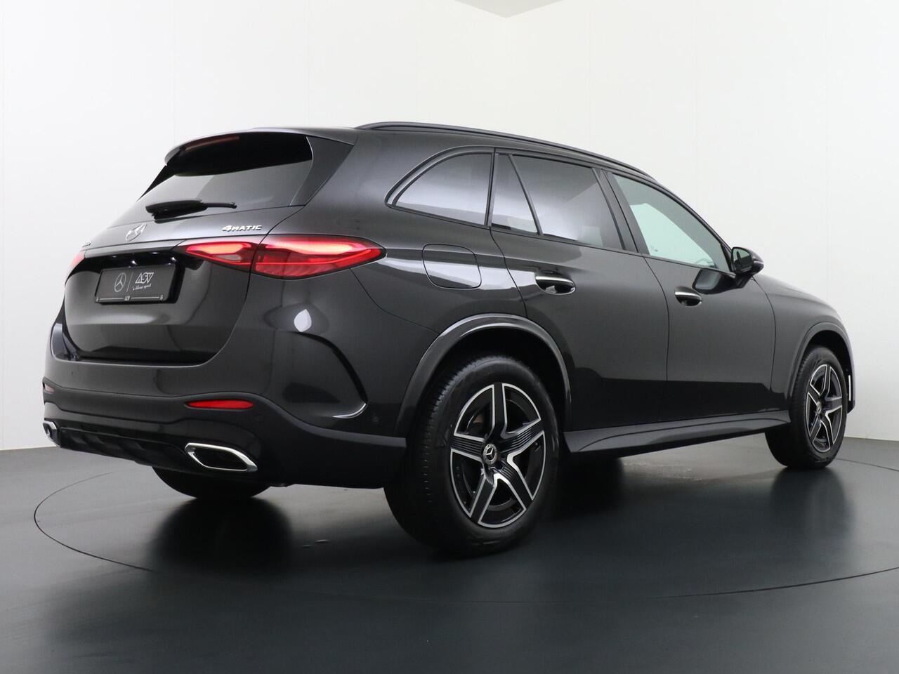 Mercedes-Benz GLC-KLASSE 400e 4MATIC Sport Edition | Distronic Cruise Control | Memorystoelen | Panorama - Schuifdak | Head-Up Display | 360° Camera | Niveauregeling | Burmester Surround Sound