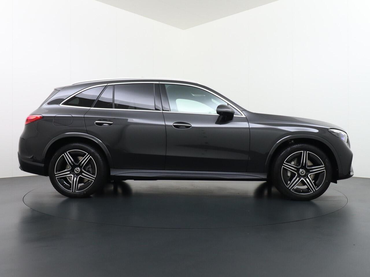 Mercedes-Benz GLC-KLASSE 400e 4MATIC Sport Edition | Achterasbesturing | Luchtvering | Panorama - Schuifdak | Trekhaak Wegklapbaar | Head-Up Display | Burmester Surround Sound | Distronic Cruise Control