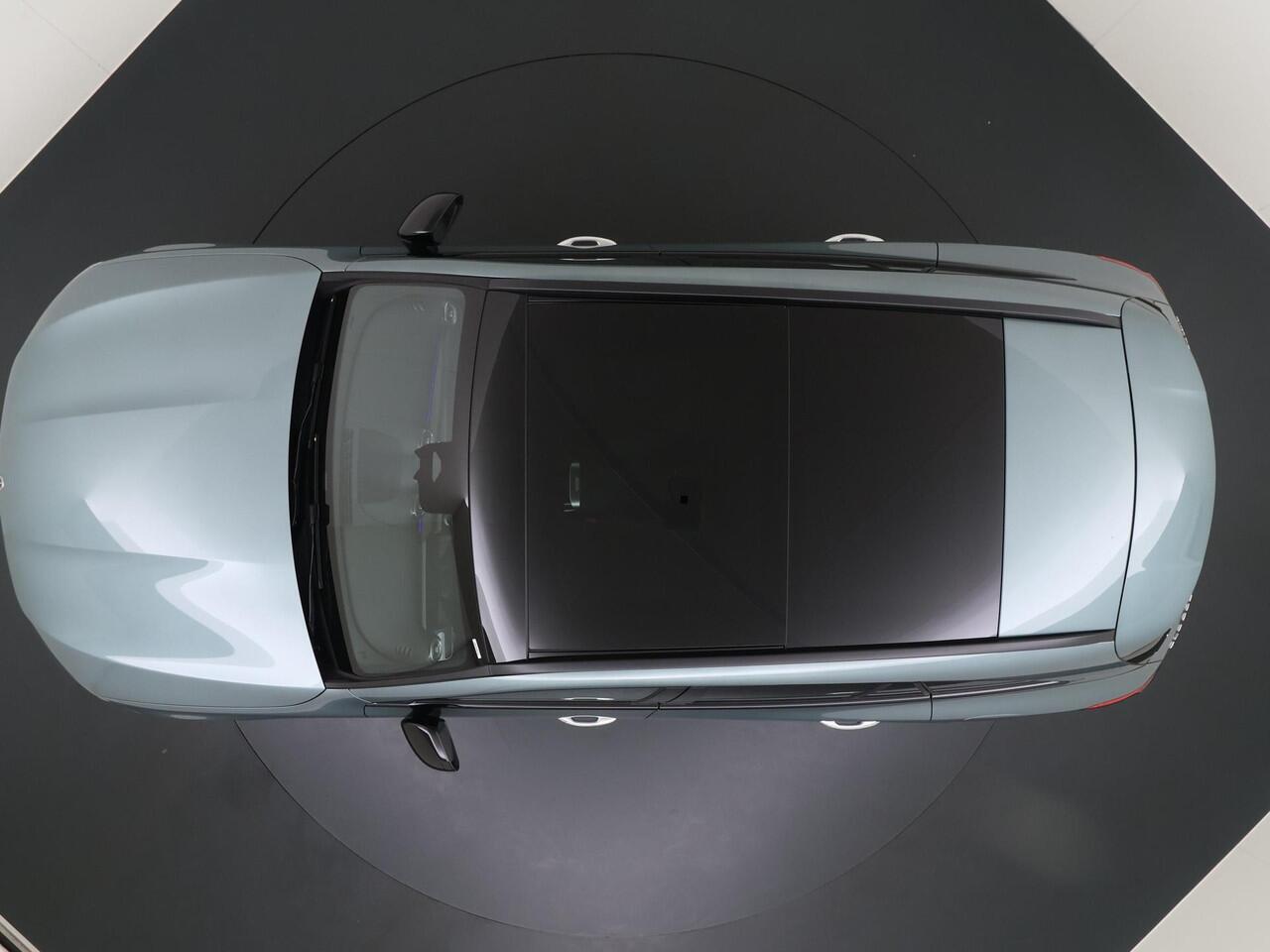 Mercedes-Benz GLC-KLASSE 300e 4MATIC Sport Edition | Panorama - Schuifdak | Stoelverwarming Voorin | 360° Camera | Niveauregeling | Memorystoelen | Digital Light | Apple Carplay & Android Auto | Sfeerverlichting