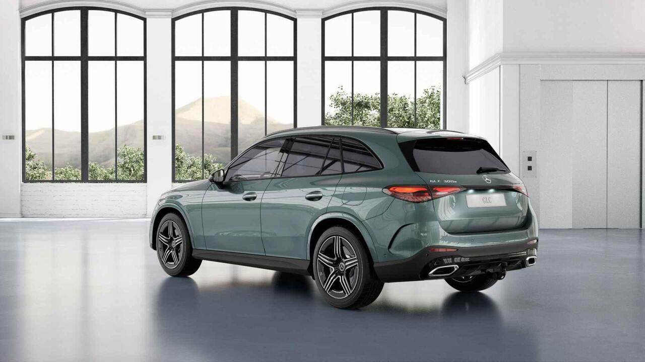 Mercedes-Benz GLC-KLASSE 300e 4MATIC Sport Edition | Panoramaschuifdak | Premium pakket | Nightpakket | Trekhaak | 360° camera | Dodehoekassistent | DIGITAL LIGHT |