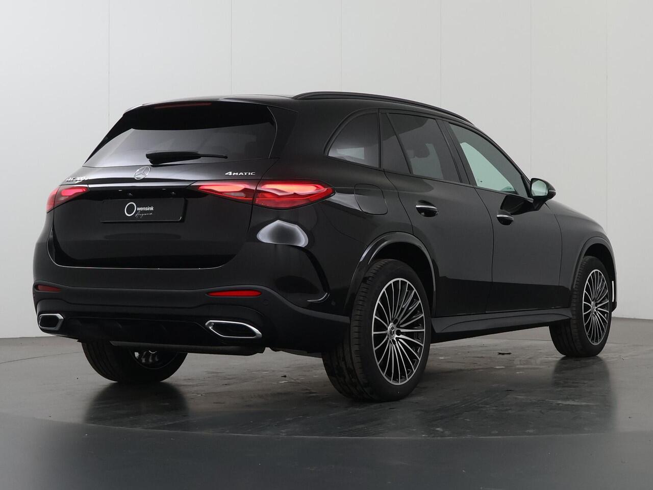 Mercedes-Benz GLC-KLASSE 300e 4MATIC Sport Edition | Panoramaschuifdak | Premium Plus | 20" AMG-velgen | Head-Up | Burmester |