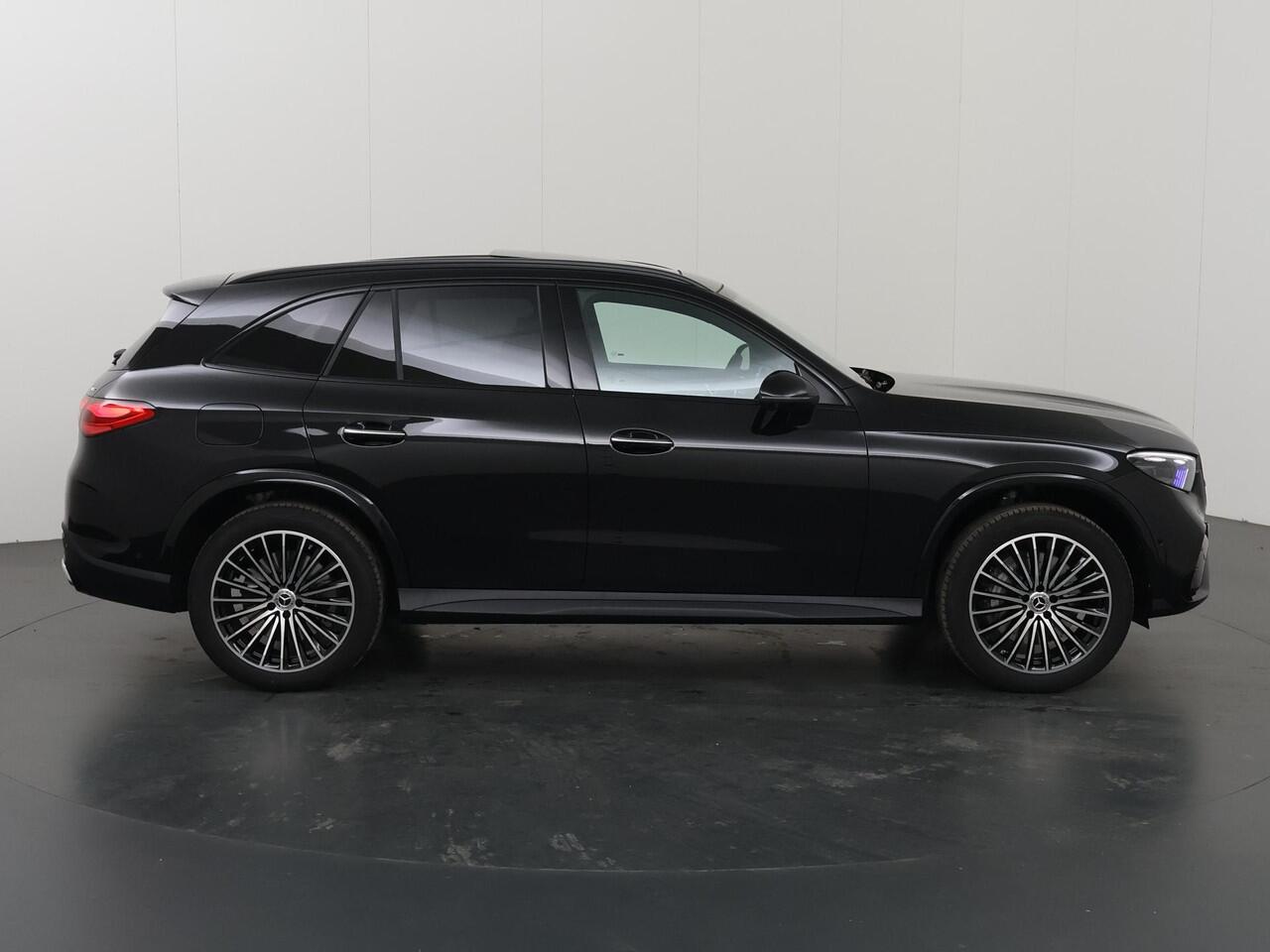 Mercedes-Benz GLC-KLASSE 300e 4MATIC Sport Edition | Panoramaschuifdak | Premium Plus | 20" AMG-velgen | Head-Up | Burmester |