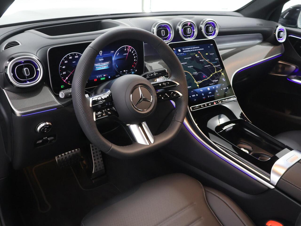 Mercedes-Benz GLC-KLASSE 300e 4MATIC Sport Edition | Panoramaschuifdak | Premium Plus | 20" AMG-velgen | Head-Up | Burmester |