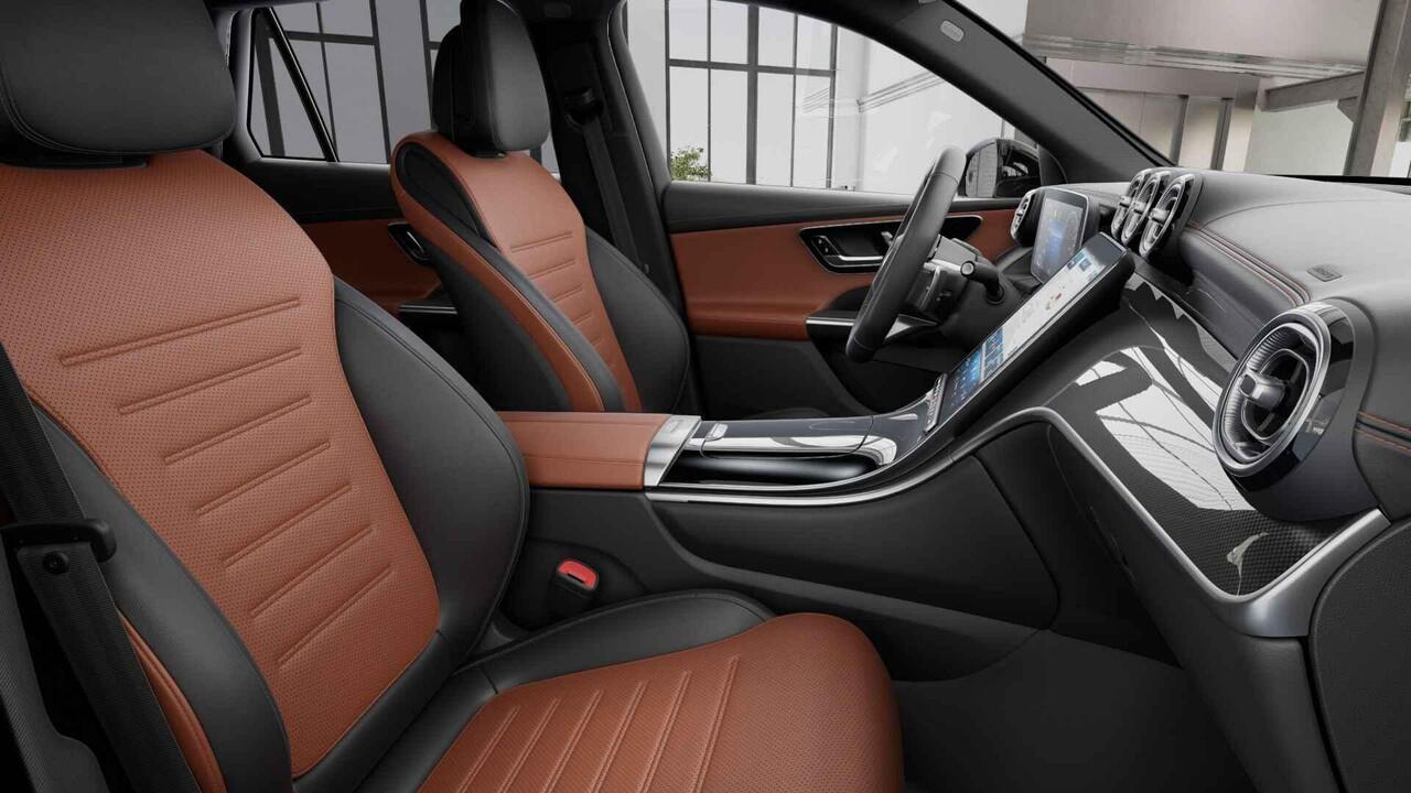 Mercedes-Benz GLC-KLASSE 300e 4MATIC Sport Edition | Panoramaschuifdak | Premium pakket | Nightpakket | 360° camera | Dodehoekassistent | DIGITAL LIGHT |