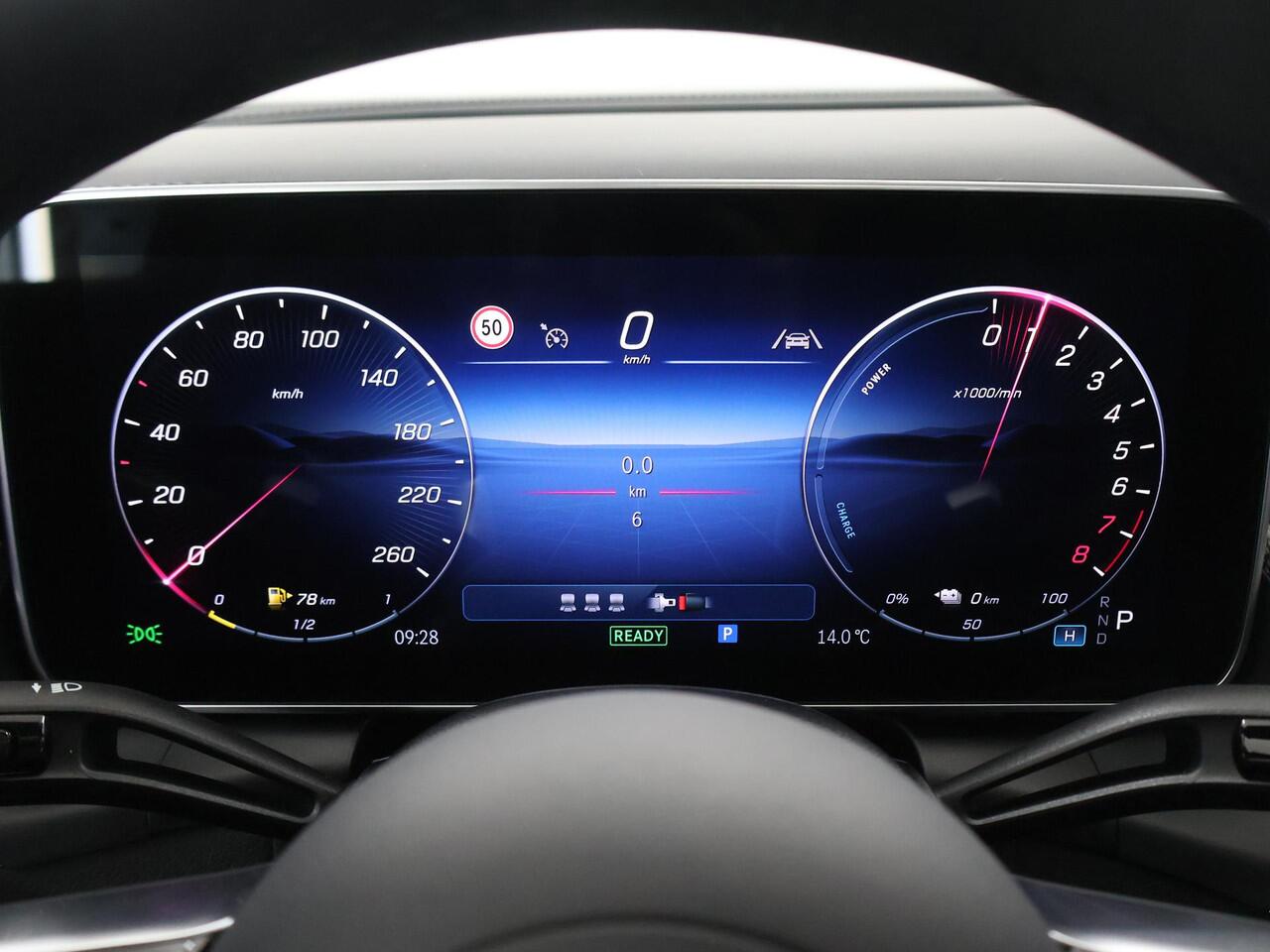 Mercedes-Benz GLC-KLASSE 300e 4MATIC Sport Edition | Panoramaschuifdak | Premium pakket | Nightpakket | 360° camera | Dodehoekassistent | DIGITAL LIGHT |