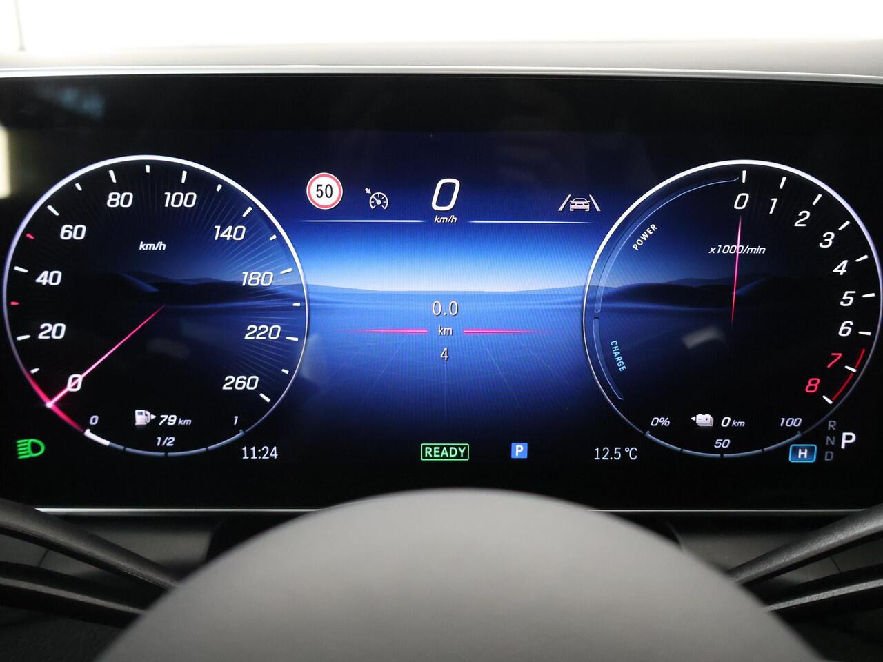 Mercedes-Benz GLC-KLASSE 300e 4MATIC Sport Edition | Panoramaschuifdak | Premium pakket | Nightpakket | 360° camera | Dodehoekassistent | DIGITAL LIGHT |