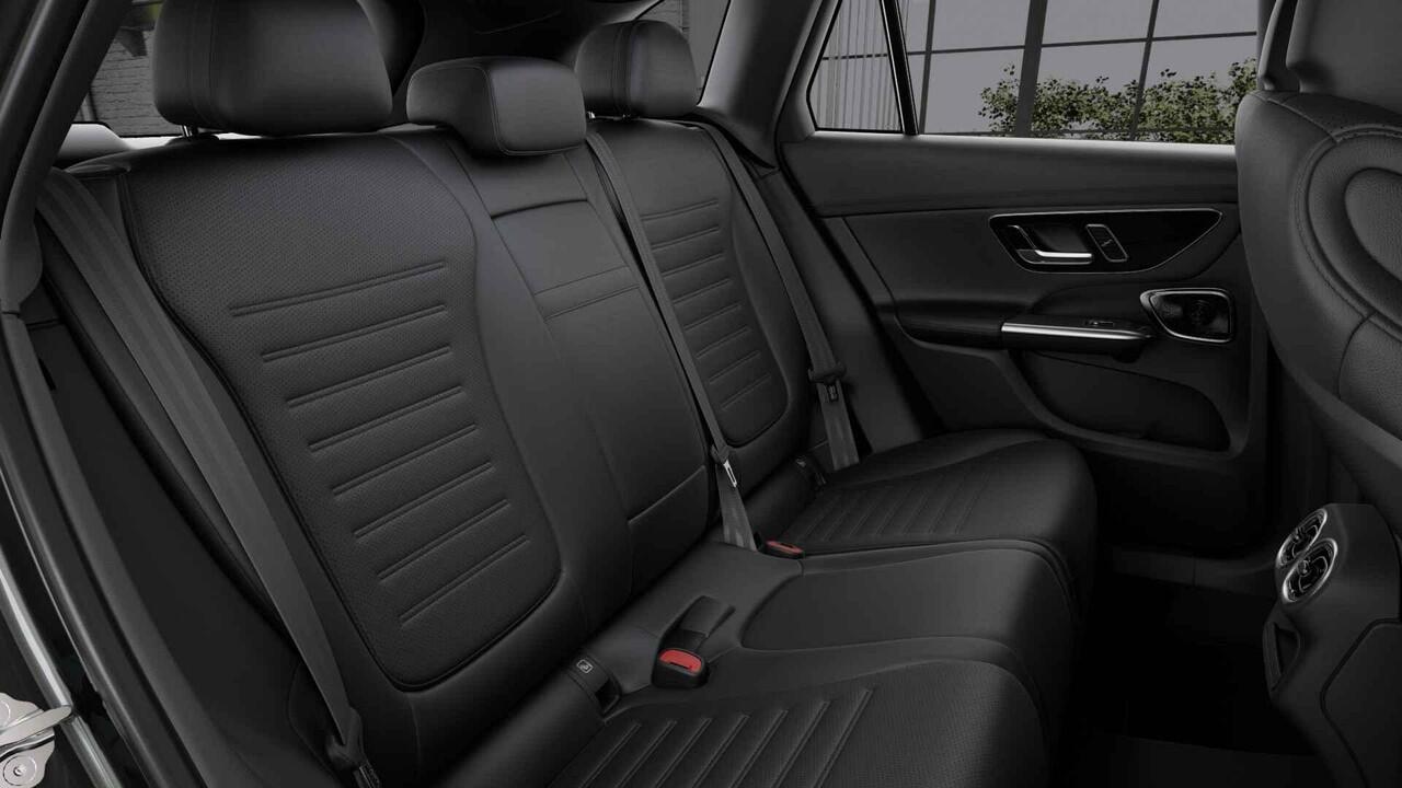 Mercedes-Benz GLC-KLASSE 300e 4MATIC Sport Edition | Panoramaschuifdak | Premium pakket | Nightpakket | Treeplanken | Dodehoekassistent | DIGITAL LIGHT |