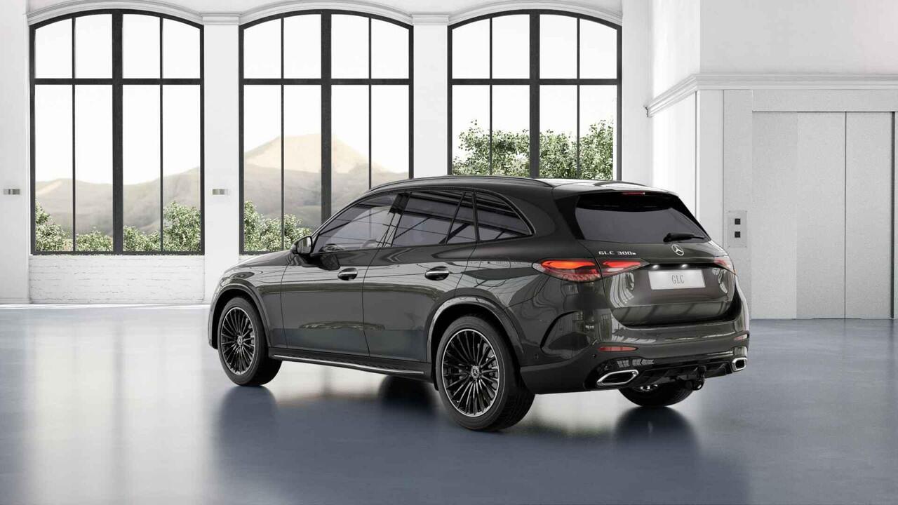 Mercedes-Benz GLC-KLASSE 300e 4MATIC Sport Edition | Panoramaschuifdak | Premium pakket | Nightpakket | Treeplanken | Dodehoekassistent | DIGITAL LIGHT |