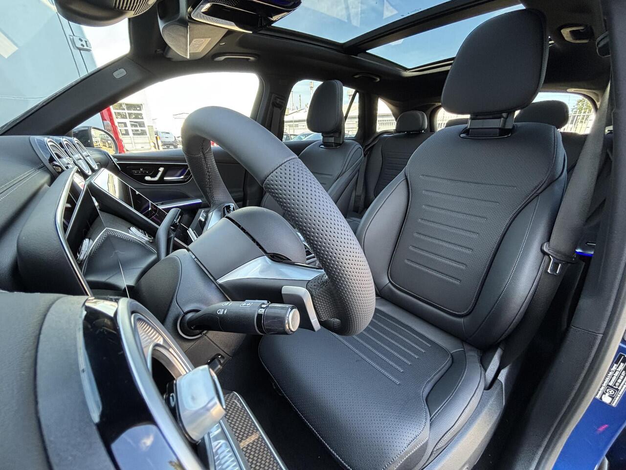 Mercedes-Benz GLC-KLASSE 300e 4MATIC Sport Edition | Panoramaschuifdak | Premium pakket | Nightpakket | 360° camera | Dodehoekassistent | DIGITAL LIGHT |
