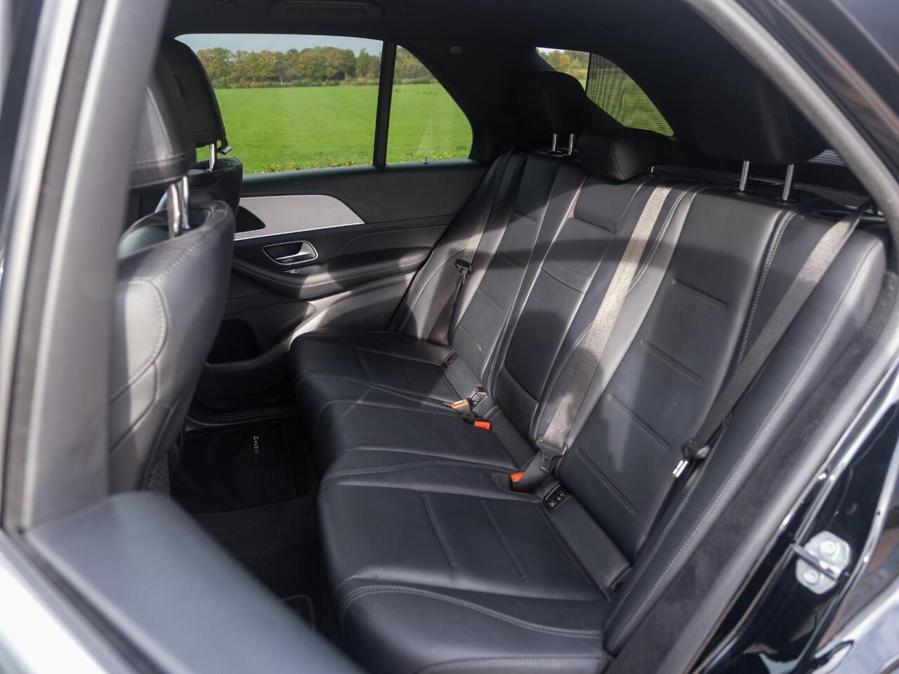 Mercedes-Benz GLE-KLASSE 350 de 4MATIC Premium Hybride | Luchtvering | Rij Ass pack | Elek klep | Elek Trekhaak | Widescreen MBUX | Adap Cruise | Park pack | Camera | Verw. Comfortstoelen | Memory | Chroom pack | Etc.. 1 eig