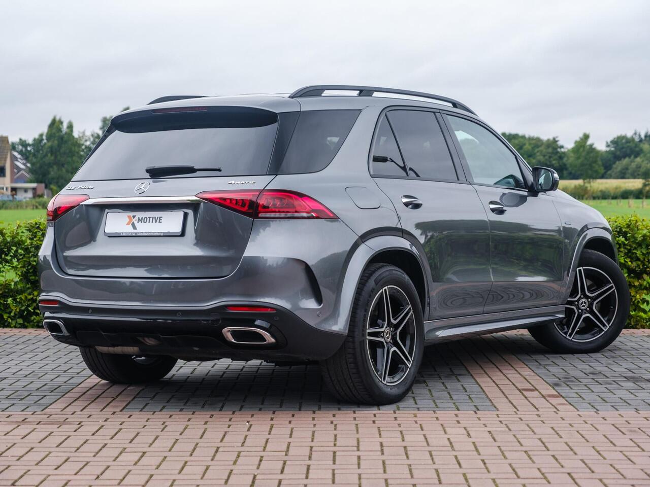Mercedes-Benz GLE-KLASSE 350 de 4MATIC Premium Hybride | Burmester Surround Audio | Afn. Trekhaak | Rij Ass pack | Elek klep | Widescreen MBUX | Adap Cruise | Park pack | Camera | Verw. Comfortstoelen | Chroom pack | Etc.. 1 eig