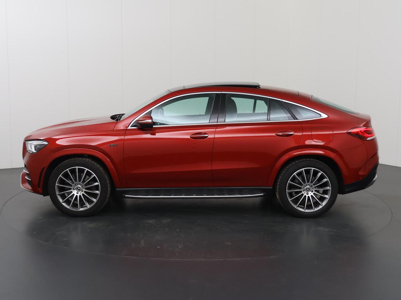 Mercedes-Benz GLE-KLASSE Coupé 350 de 4MATIC Premium | AMG | Panoramadak | Burmester | Trekhaak | Memory | Keyless | Stoelventilatie |