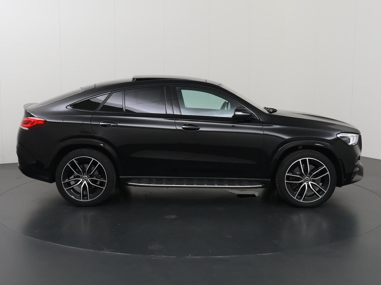 Mercedes-Benz GLE-KLASSE Coupé 350 e 4MATIC Executive | AMG | Night | Panoramadak | Luchtvering | Trekhaak | Burmester | Memory | Headup |