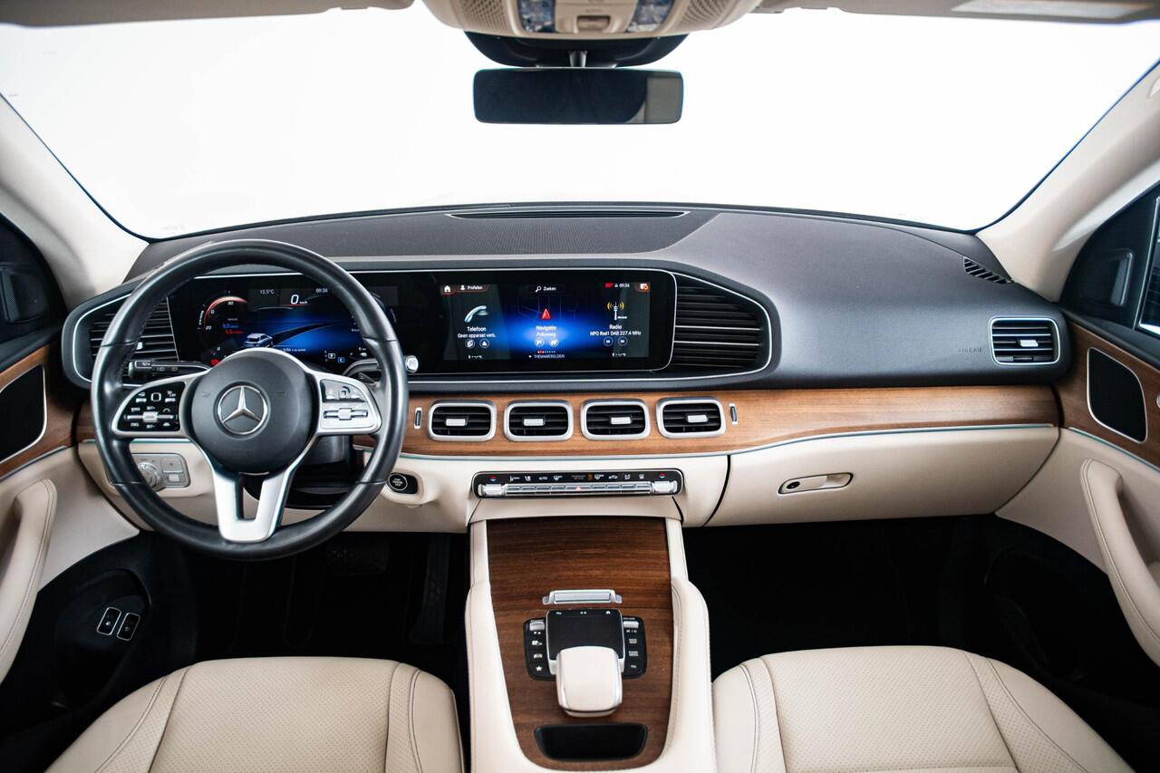 Mercedes-Benz GLE-KLASSE 350 e 4MATIC AMG Line exterieur - Trekhaak - Panoramadak - Treeplanken - Rijassistentiepakket plus - Parkeerpakket met 360°-camera - Warmtewerend, donkergetint glas -