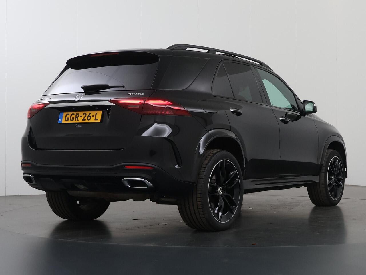 Mercedes-Benz GLE-KLASSE 400 e 4MATIC AMG Line Premium Plus | Night | Panoramadak | Luchtvering | Trekhaak | Burmester | Memory | 360 graden camera | Keyless | Rijassistentiepakket Plus | Leder |