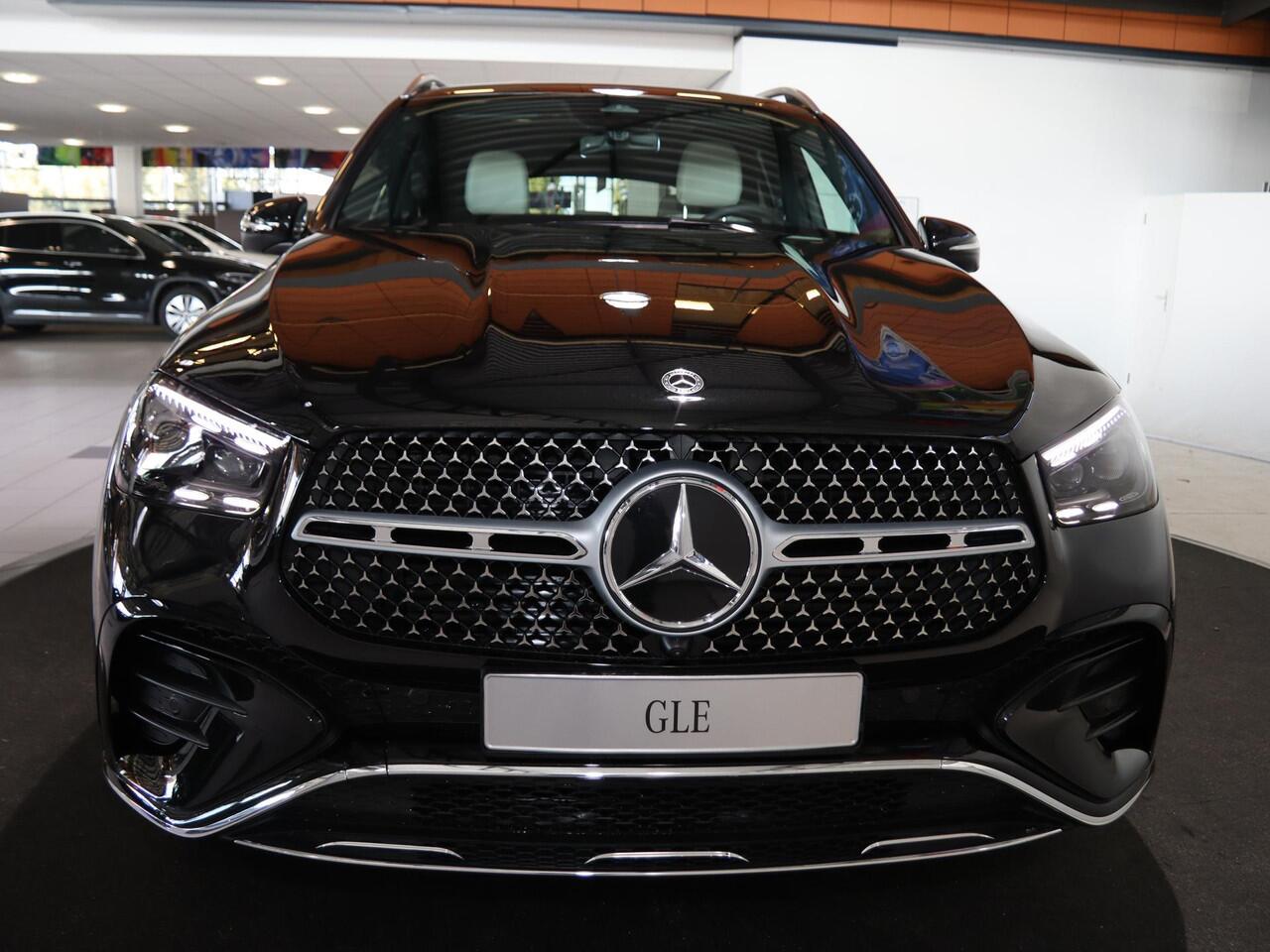 Mercedes-Benz GLE-KLASSE 350de 4MATIC AMG Line | Panoramaschuifdak | Premium Pakket | AIRMATIC | Rijassistentiepakket | Trekhaak | Stoelventilatie |