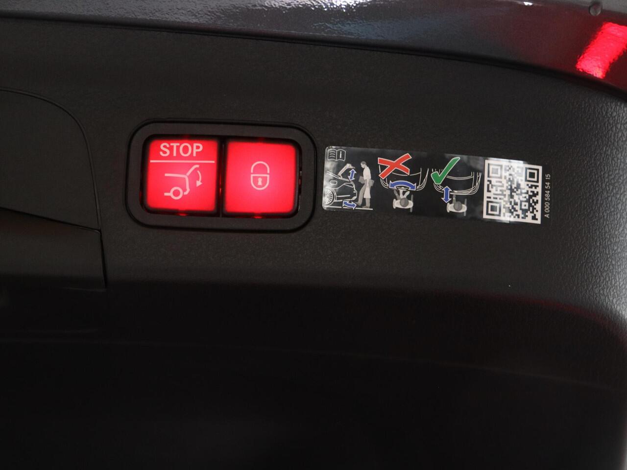 Mercedes-Benz GLE-KLASSE AMG 53 Hybrid 4MATIC+ Night Edition | Premium Plus | Panoramaschuifdak | Trekhaak | Treeplanken | 22" lichtmetalen velgen | AIRMATIC | Stoelventilatie |