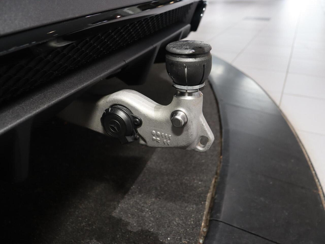 Mercedes-Benz GLE-KLASSE AMG 53 Hybrid 4MATIC+ Night Edition | Premium Plus | Panoramaschuifdak | Trekhaak | Treeplanken | 22" lichtmetalen velgen | AIRMATIC | Stoelventilatie |