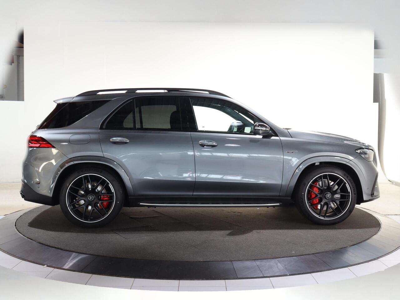 Mercedes-Benz GLE-KLASSE AMG 53 Hybrid 4MATIC+ Night Edition | Premium Plus | Panoramaschuifdak | Trekhaak | Treeplanken | 22" lichtmetalen velgen | AIRMATIC | Stoelventilatie |