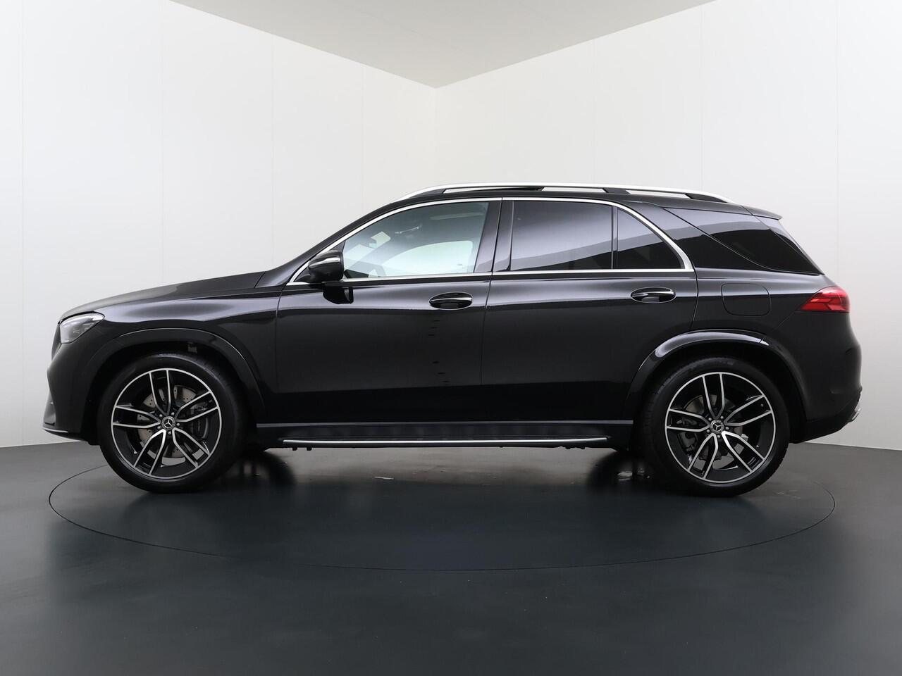 Mercedes-Benz GLE-KLASSE 400 e 4MATIC Sport Edition | AMG Line | Premium Plus Pakket | Rijassistentie Pakket | Sierdelen Pakket Exclusief | Warmte Comfort Pakket | Winter Pakket | Panoramadak | Trekhaak | Treeplanken | AIRMATIC Luchtvering | Burmester 3D Surround | 360° Camera | 