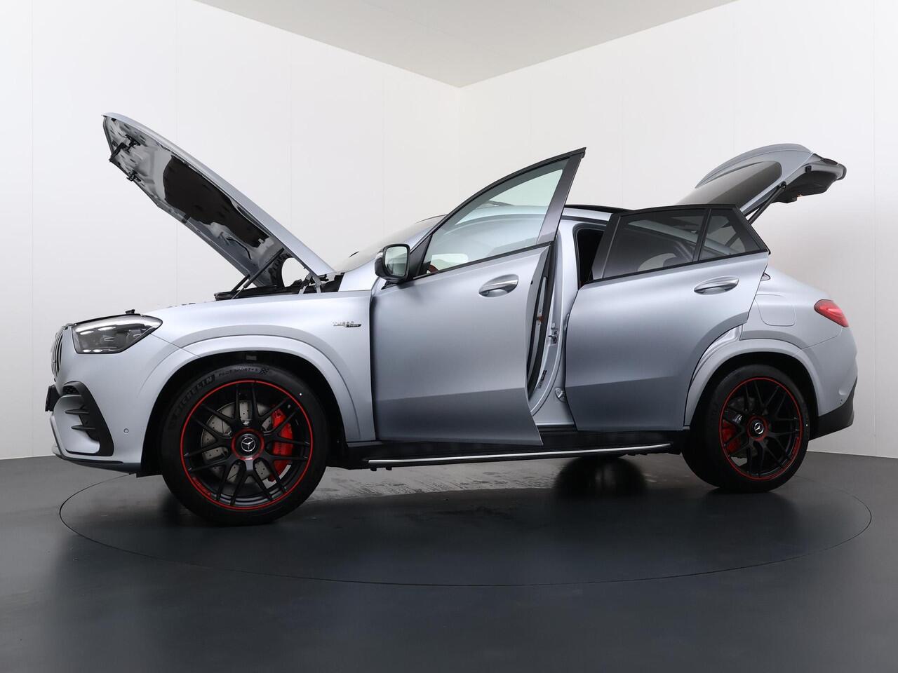 Mercedes-Benz GLE-KLASSE Coupé AMG 53 Hybrid 4MATIC+ | EDITION 1 | MANUFAKTUR Interieur Pakket | Premium Plus | AMG Night Pakket | Rijassistentie Pakket | Warmte Comfort Pakket | Winter Pakket | AMG TRACK PACE | Panoramadak | Trekhaak | Treeplanken | AIRMATIC Luchtvering | Burmes