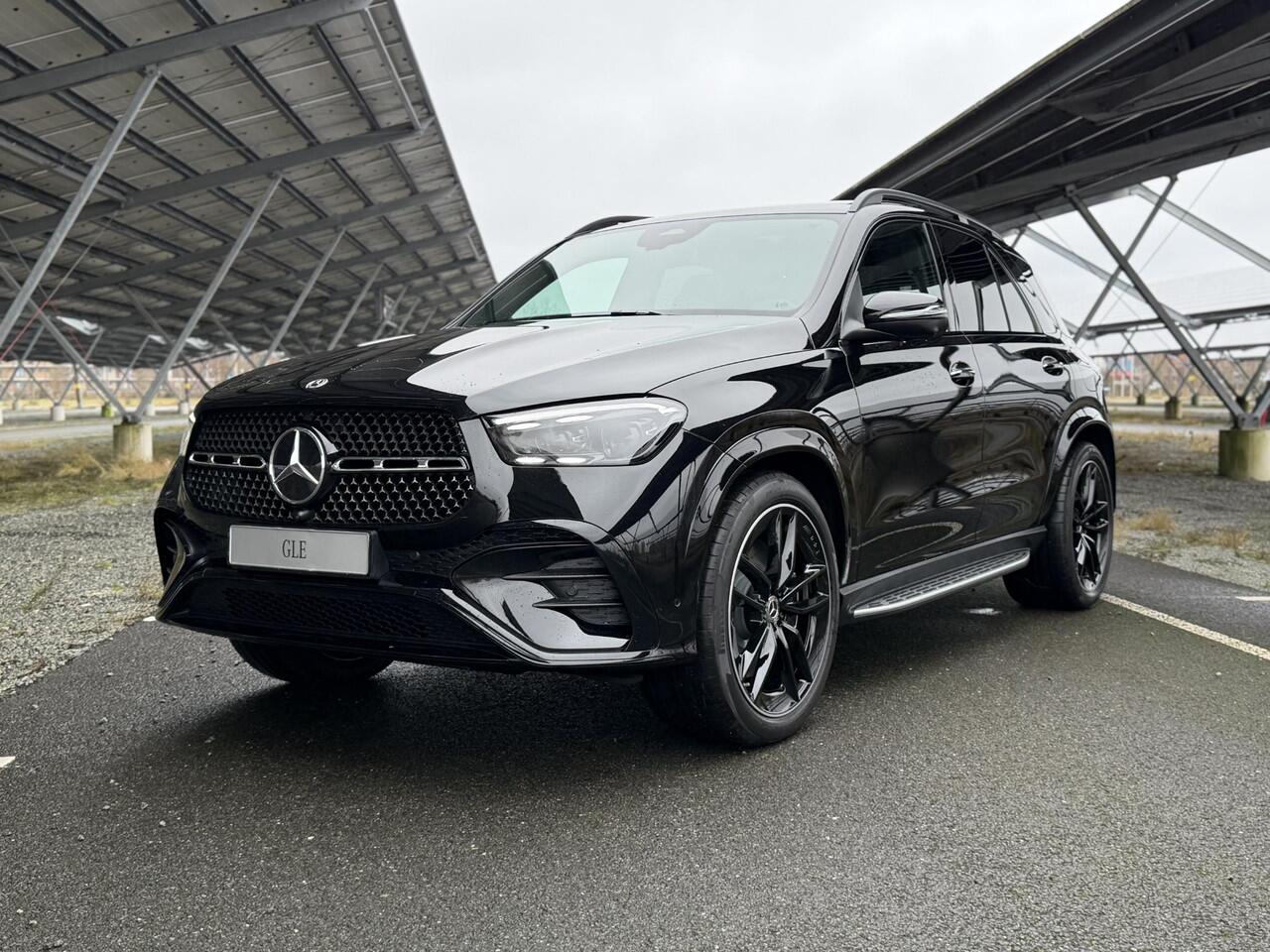 Mercedes-Benz GLE-KLASSE 400e 4MATIC Sport Edition | Night | Premium Plus | Panoramaschuifdak | AIRMATIC | Trekhaak | Burmester | Massagestoelen | 22 inch AMG Velgen | Winter pakket |