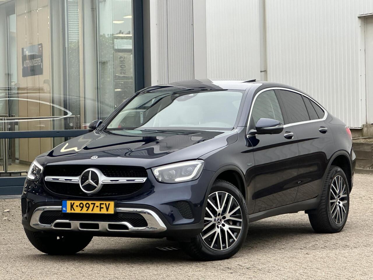 Mercedes-Benz Glc Coupé 300e 4MATIC Business Solution Luxury | Plug-in/Sfeer/360°/Leder/Burmester/Pano-dak