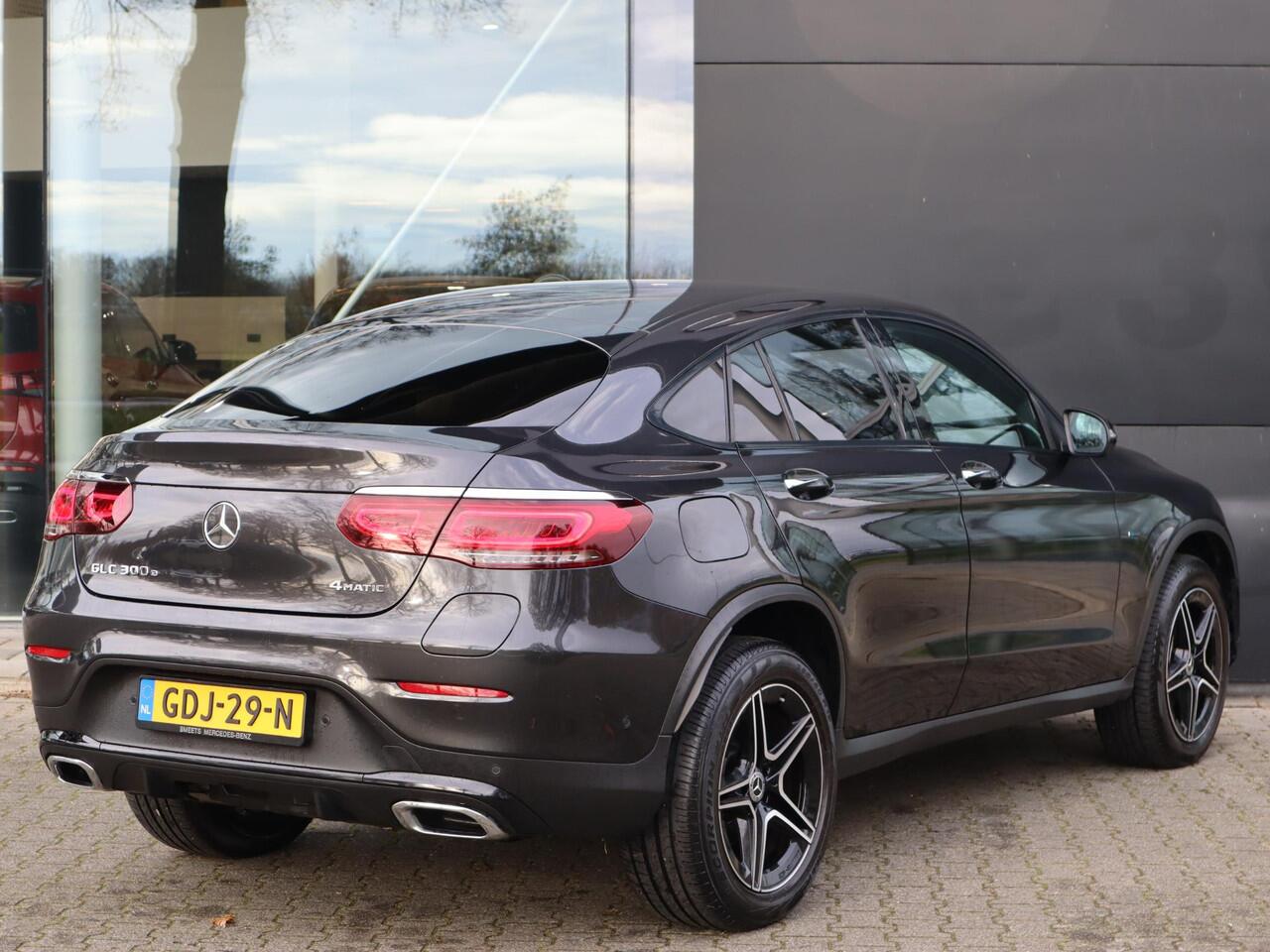 Mercedes-Benz Glc Coupé 300e 4MATIC Business Solution AMG