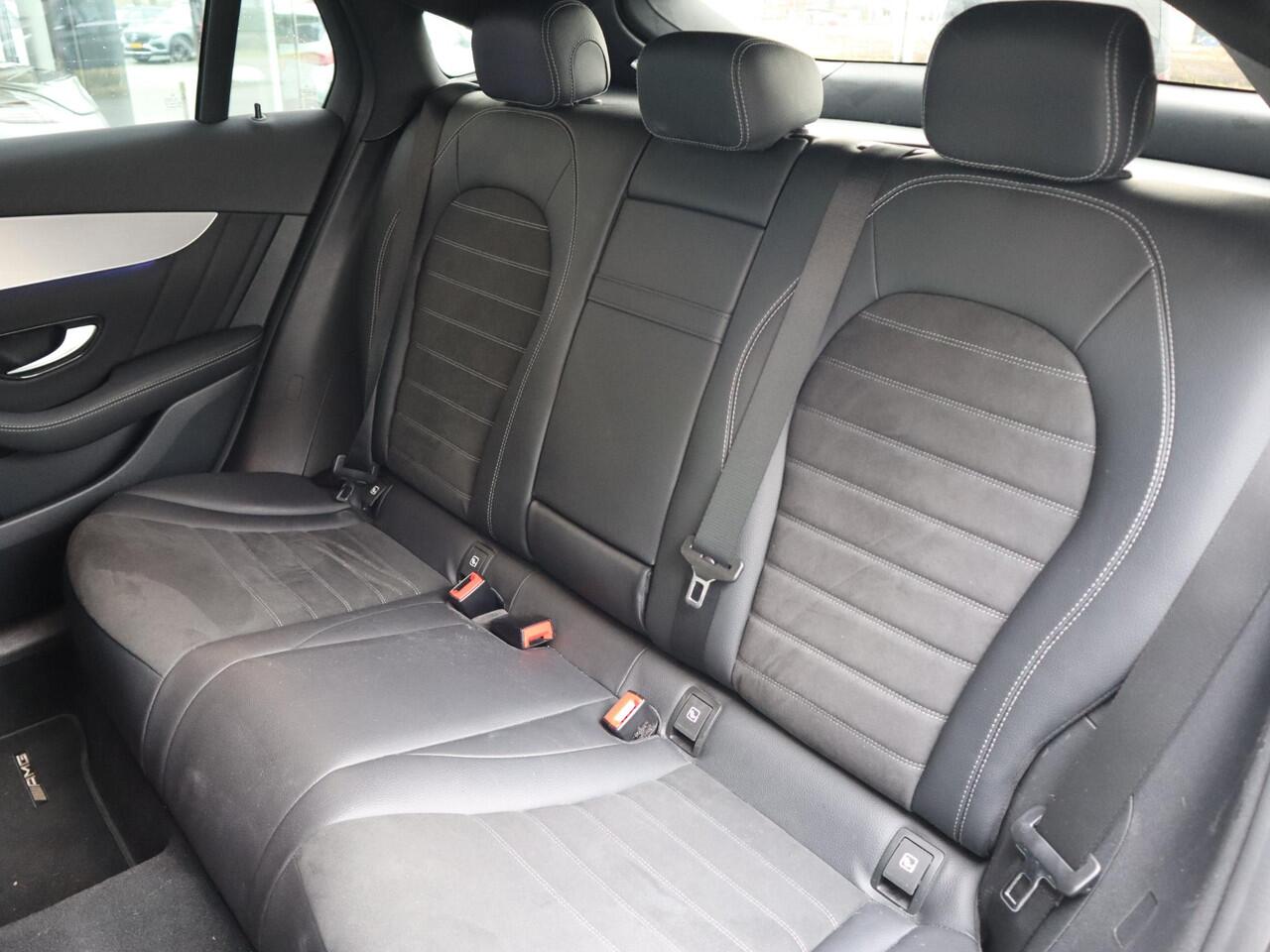 Mercedes-Benz Glc Coupé 300e 4MATIC Business Solution AMG