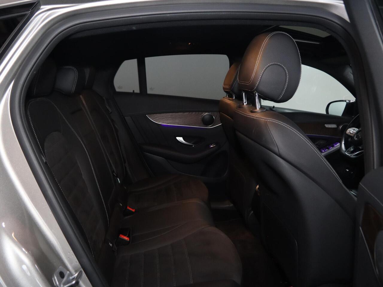 Mercedes-Benz Glc Coupé 300e 4MATIC Premium Plus | AMG | Schuif/kanteldak | Trekhaak | Night | Beige leder | Headup | Multibeam |